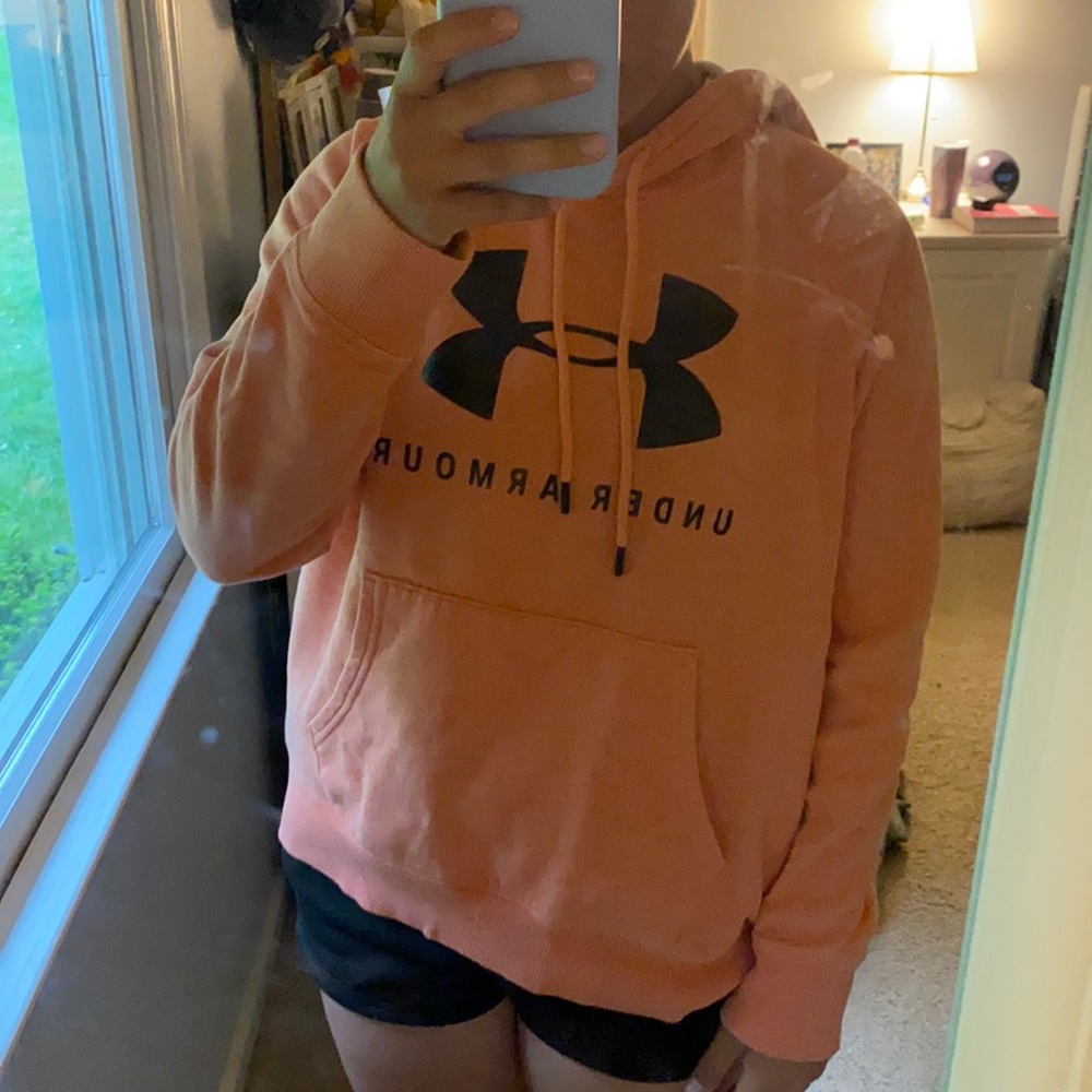 Under Armour Sweatshirt